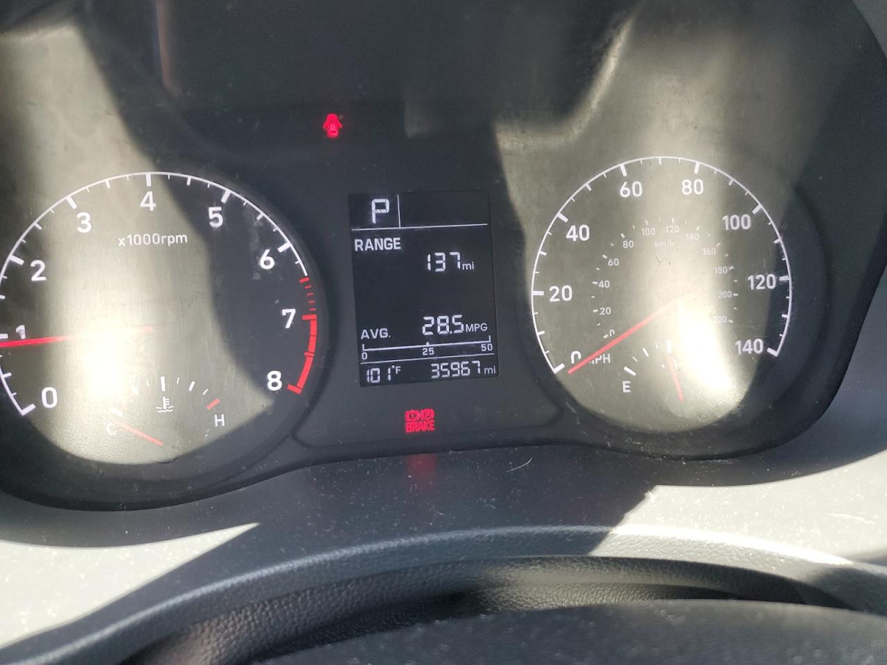 3KPC24A3XKE066055 2019 Hyundai Accent Se