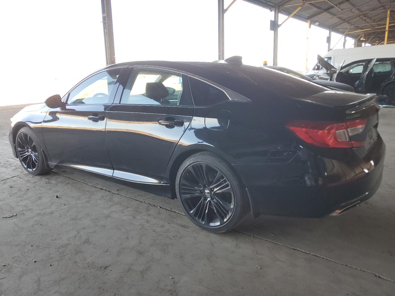 2018 Honda Accord Sport vin: 1HGCV2F35JA032032