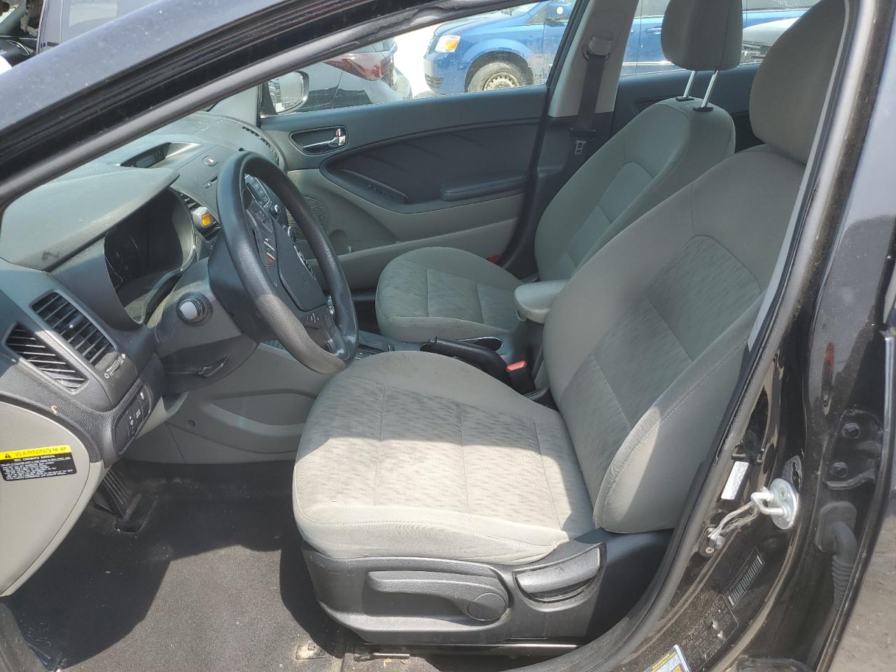 KNAFK4A68G5500142 2016 Kia Forte Lx