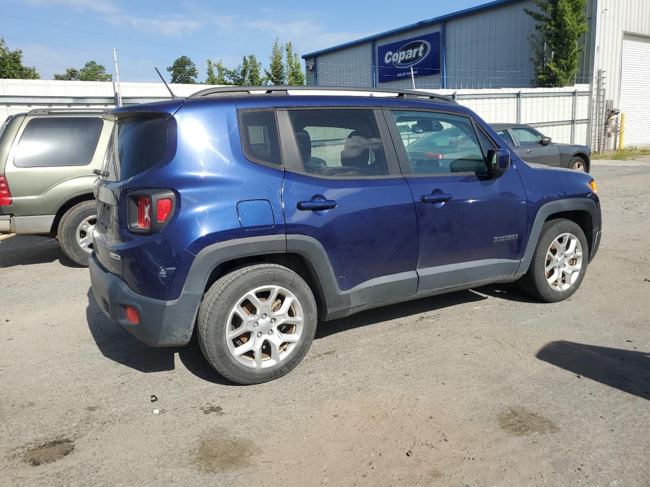 2016 Jeep Renegade Latitude vin: ZACCJABT1GPE17476