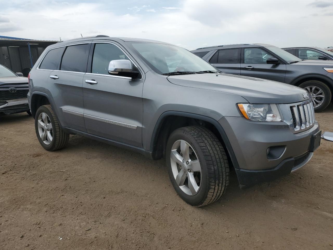 1C4RJFCT9CC185097 2012 Jeep Grand Cherokee Overland