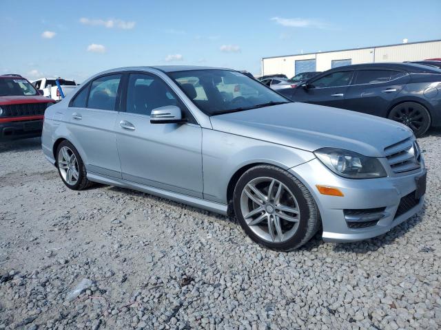 VIN WDDGF4HBXDR247088 2013 Mercedes-Benz C-Class, 250 no.4