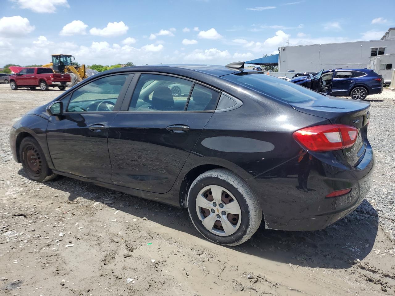 2018 Chevrolet Cruze Ls vin: 1G1BC5SM9J7148775