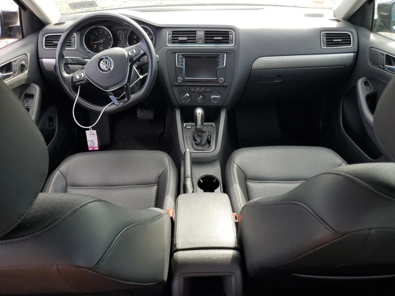 3VWDB7AJ0HM384153 2017 Volkswagen Jetta Se