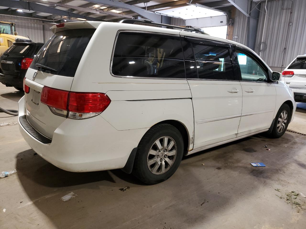 5FNRL3H7XAB037755 2010 Honda Odyssey Exl