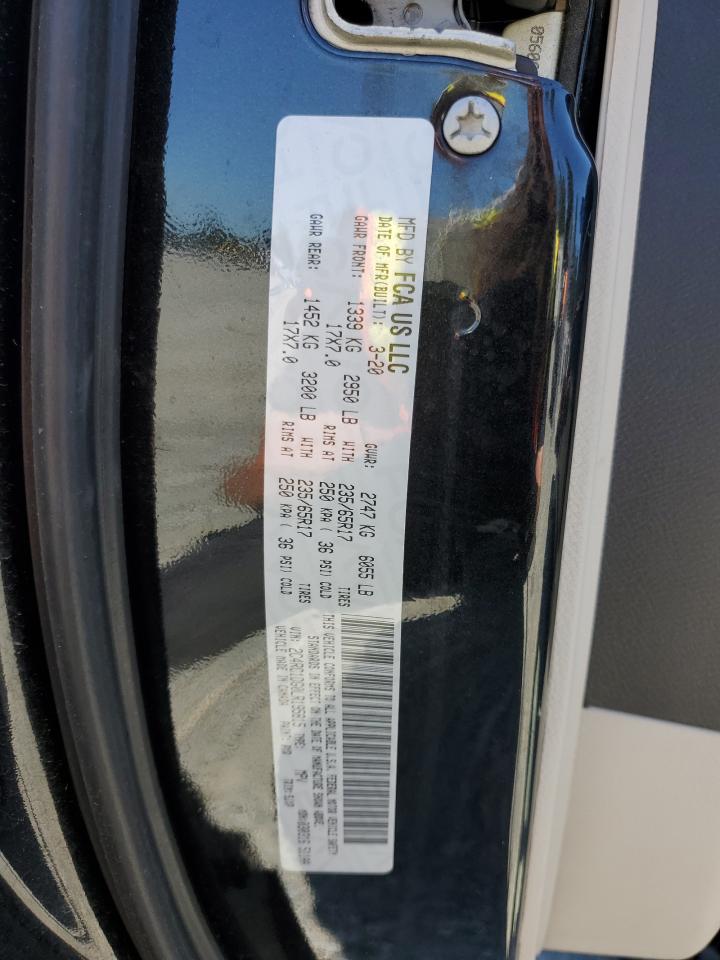 2C4RC1DG0LR195815 2020 Chrysler Voyager Lxi