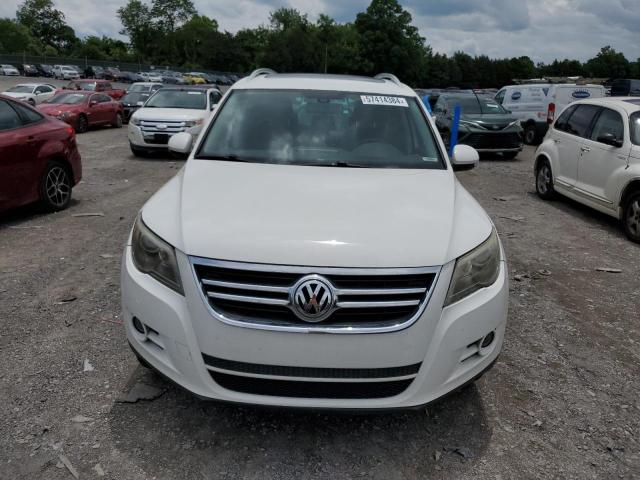 2011 Volkswagen Tiguan S VIN: WVGAV7AXXBW551140 Lot: 57414384