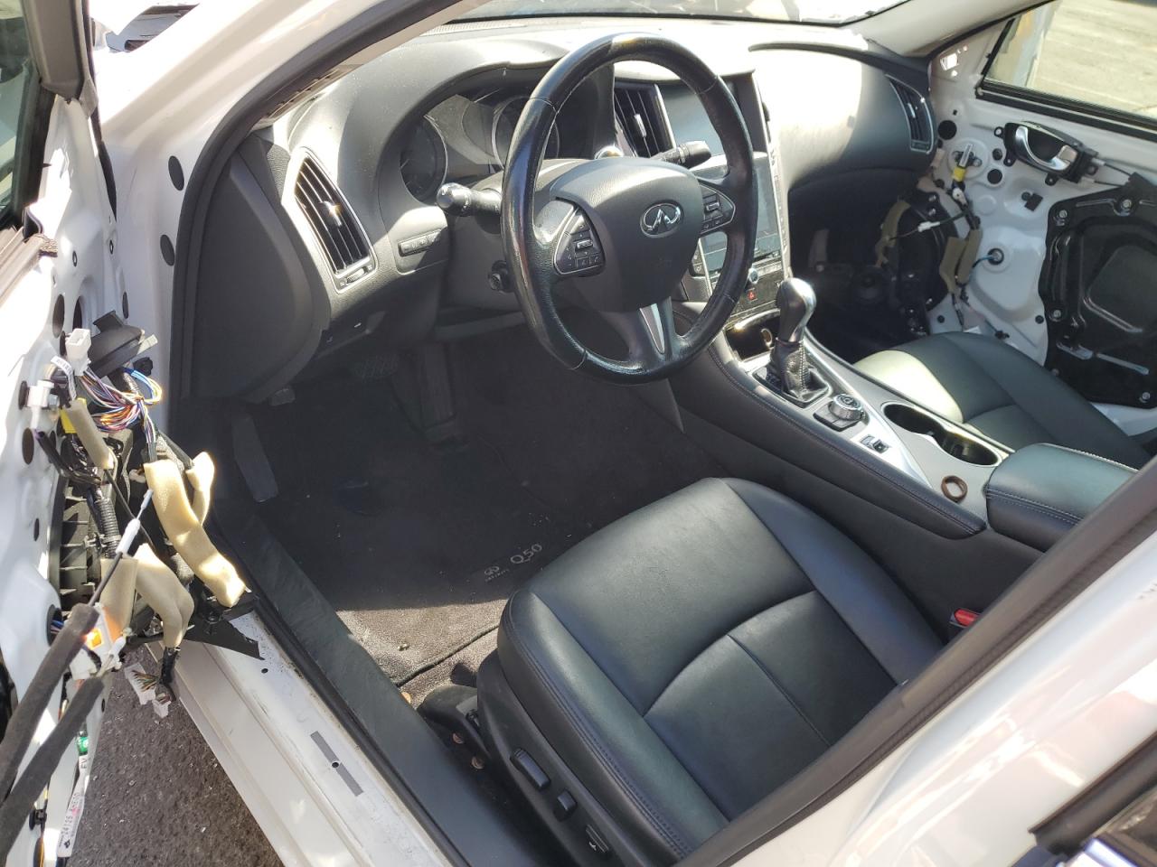 JN1EV7AP8HM743041 2017 Infiniti Q50 Premium