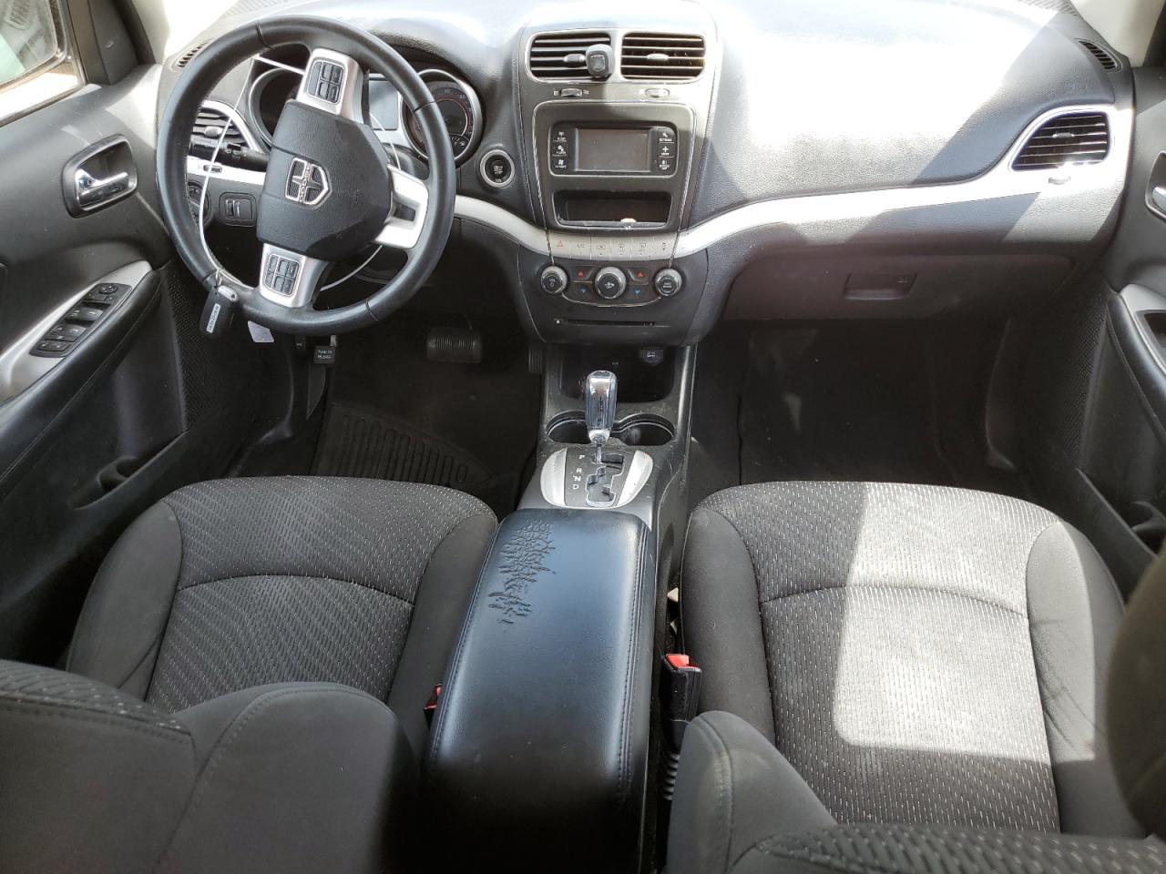 3C4PDCAB5JT295296 2018 Dodge Journey Se