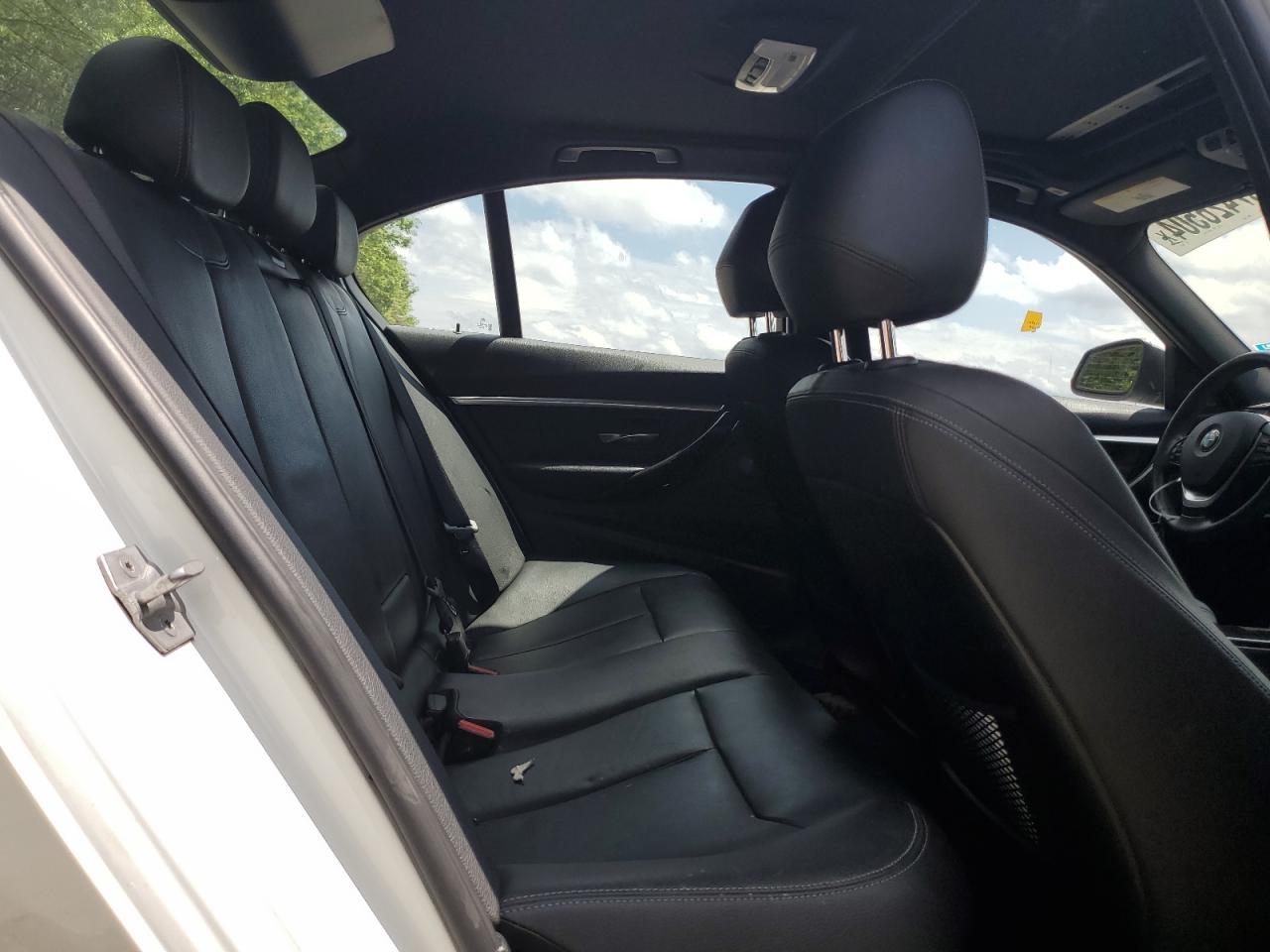 WBA8E3G51GNT80497 2016 BMW 328 Xi Sulev