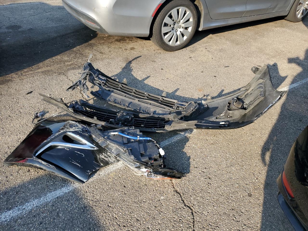 JTHBW1GG2G2111257 2016 Lexus Es 300H