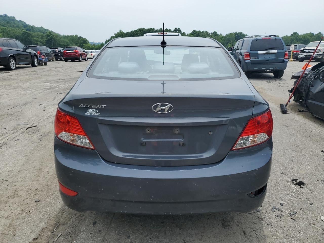 KMHCT4AE8DU272795 2013 Hyundai Accent Gls
