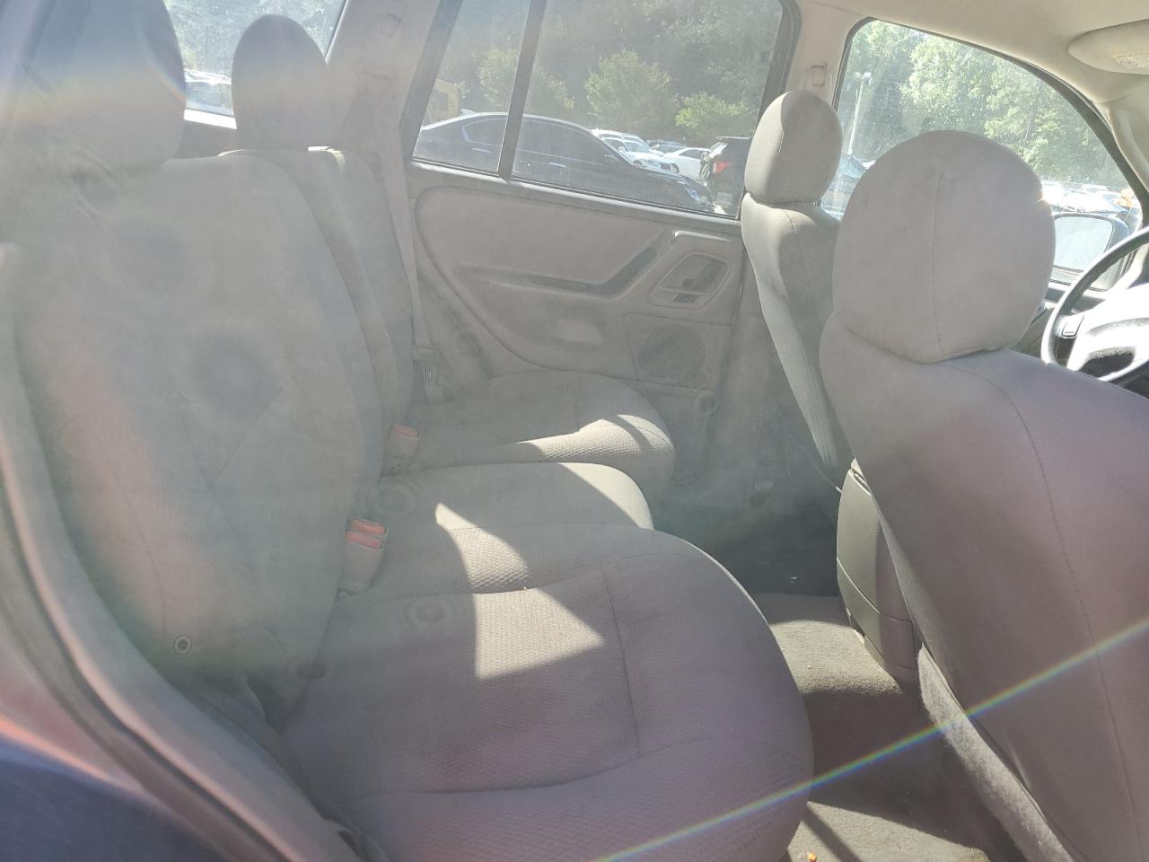 1J4GW48S12C268819 2002 Jeep Grand Cherokee Laredo