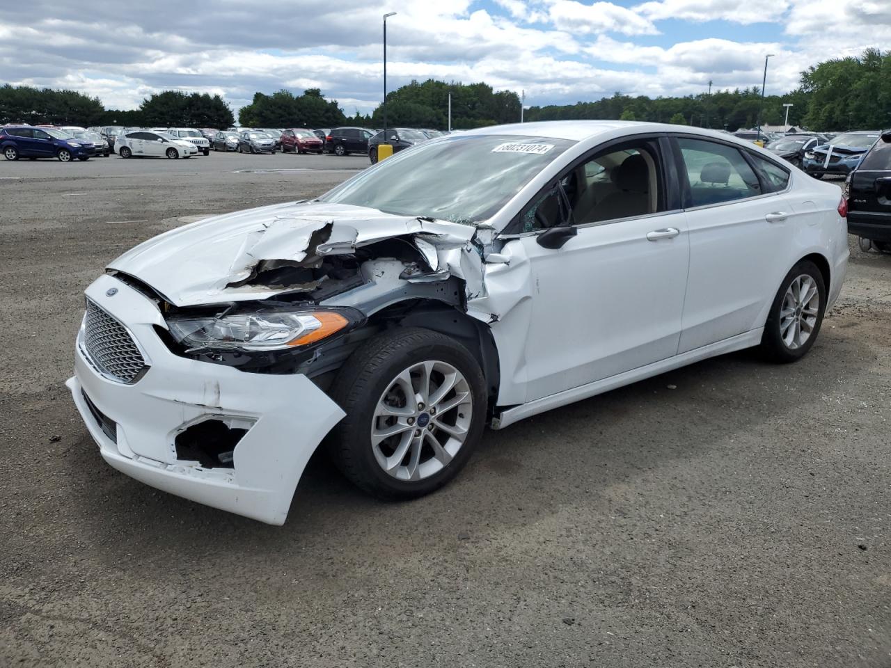 3FA6P0HD4KR218478 2019 Ford Fusion Se