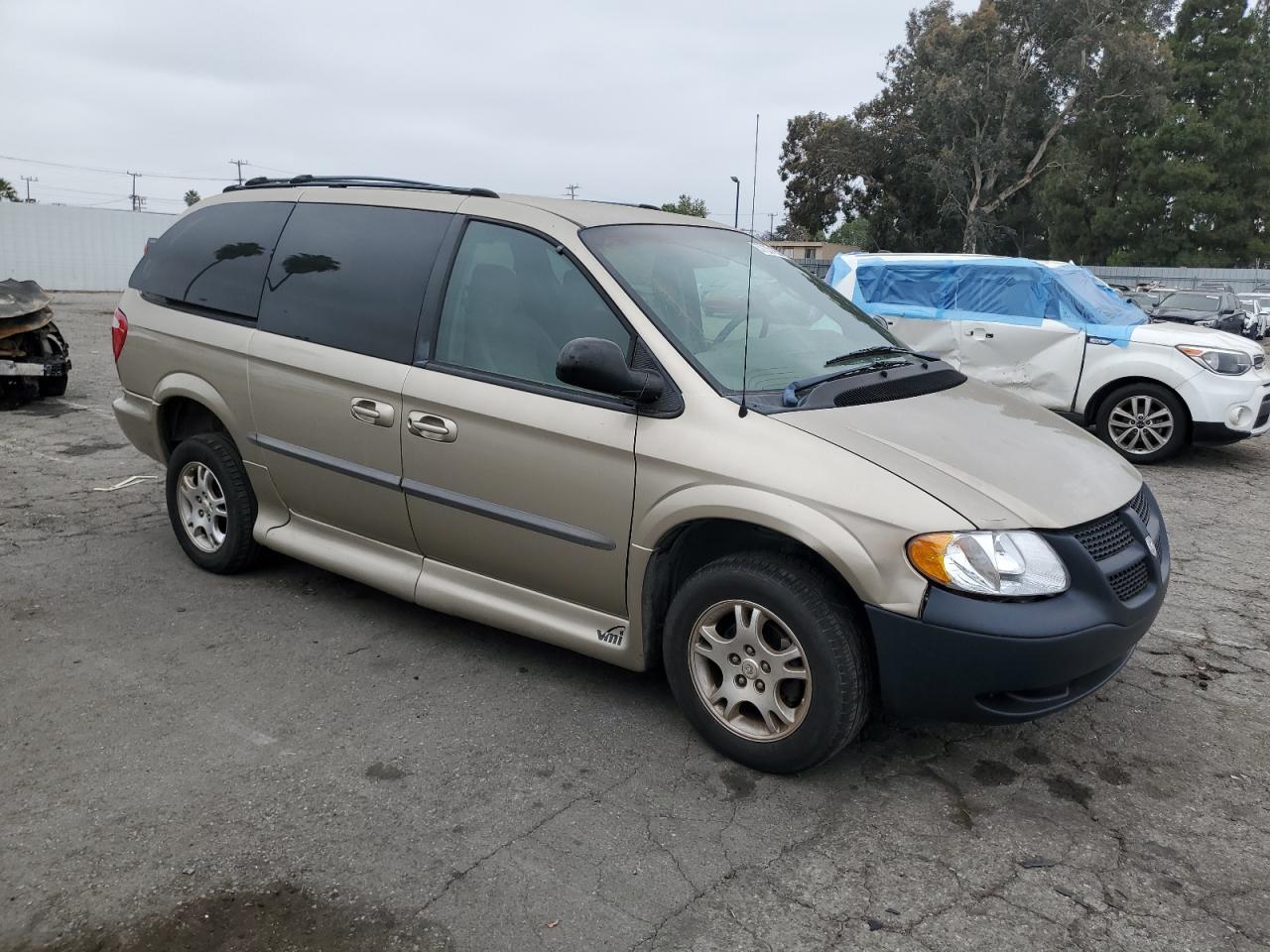 2B4GP74L52R754914 2002 Dodge Grand Caravan Ex