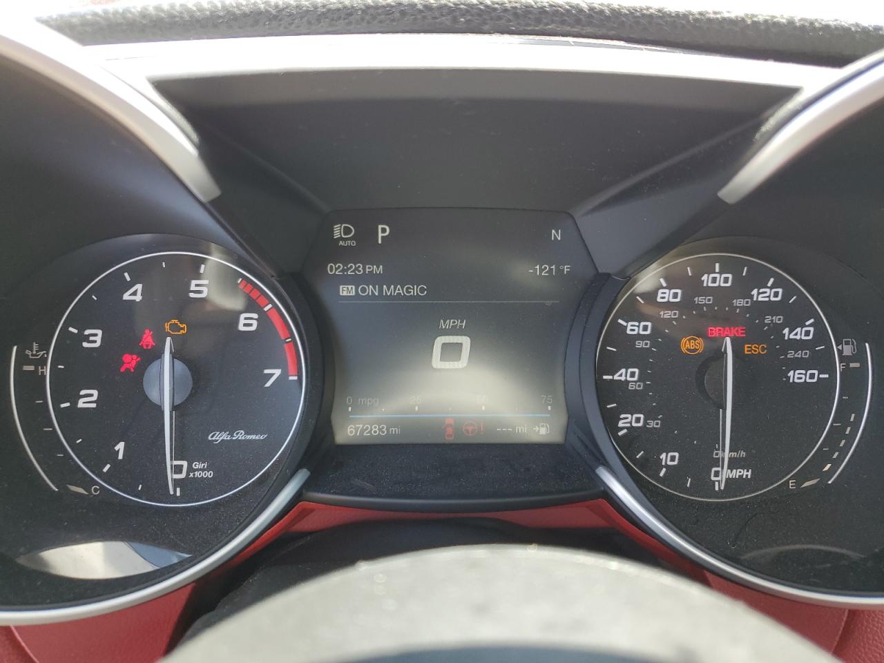 ZARFAMBN7K7606855 2019 Alfa Romeo Giulia Ti