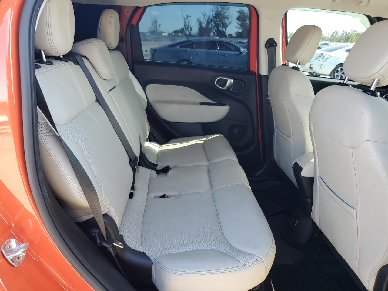 ZFBNFADH7KZ042211 2019 Fiat 500L Trekking