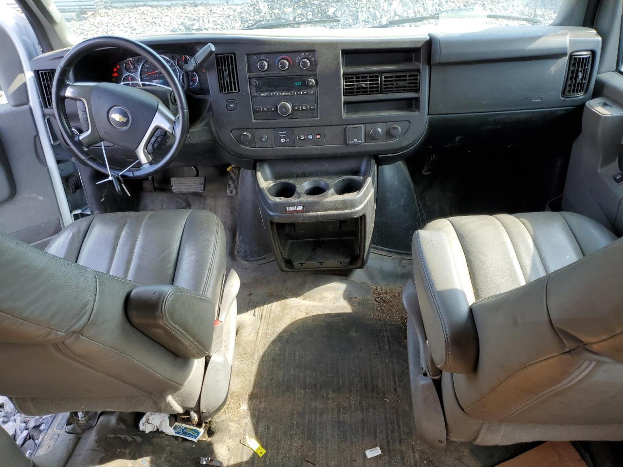 1GCWGAFP5K1206976 2019 Chevrolet Express G2500