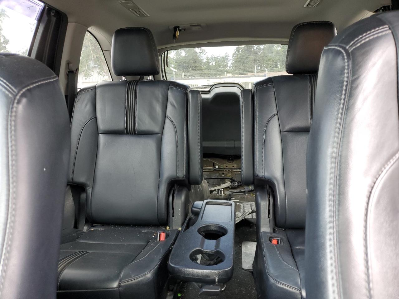 5TDKZRFH0HS509840 2017 Toyota Highlander Se