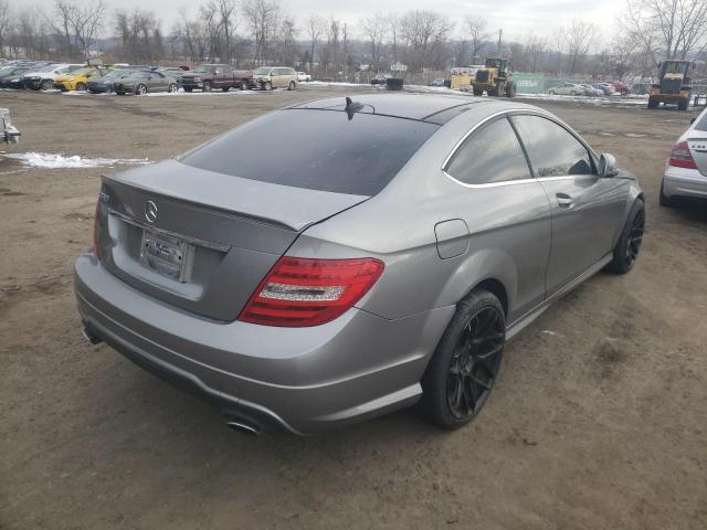 2012 Mercedes-Benz C 350 VIN: WDDGJ5HB0CF737155 Lot: 60111444