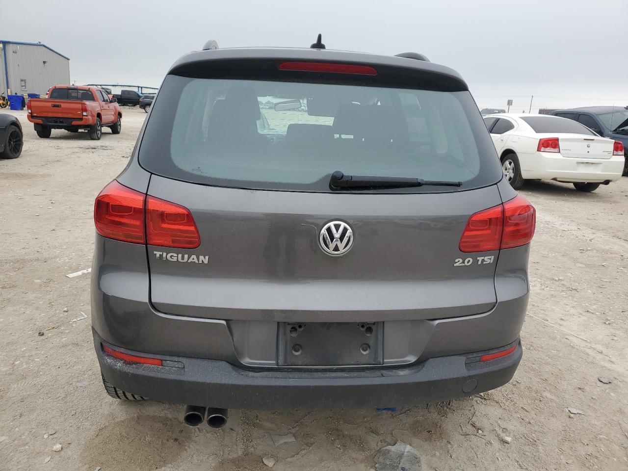 WVGAV7AX6FW556132 2015 Volkswagen Tiguan S