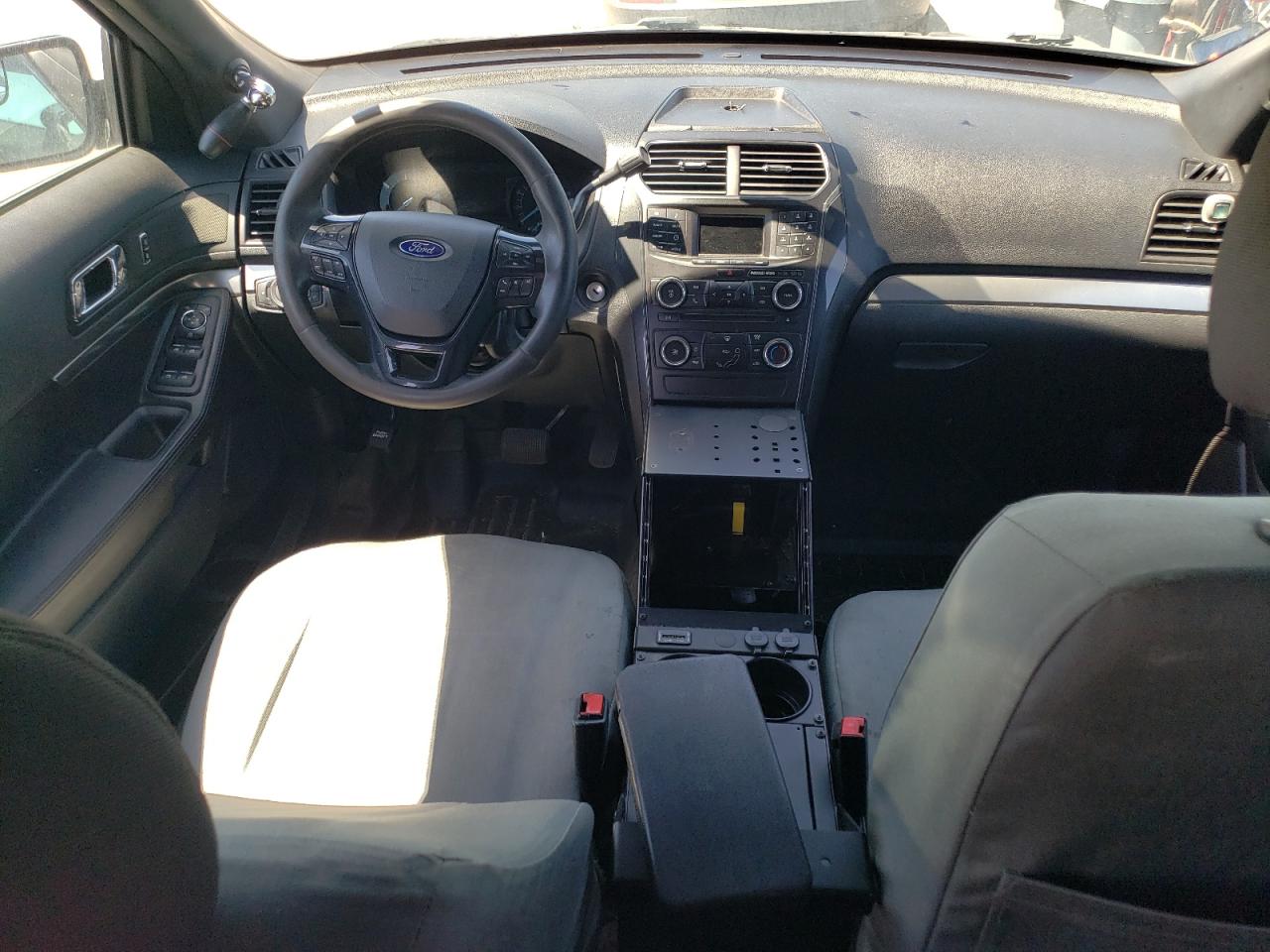 1FM5K8AR0JGC56512 2018 Ford Explorer Police Interceptor