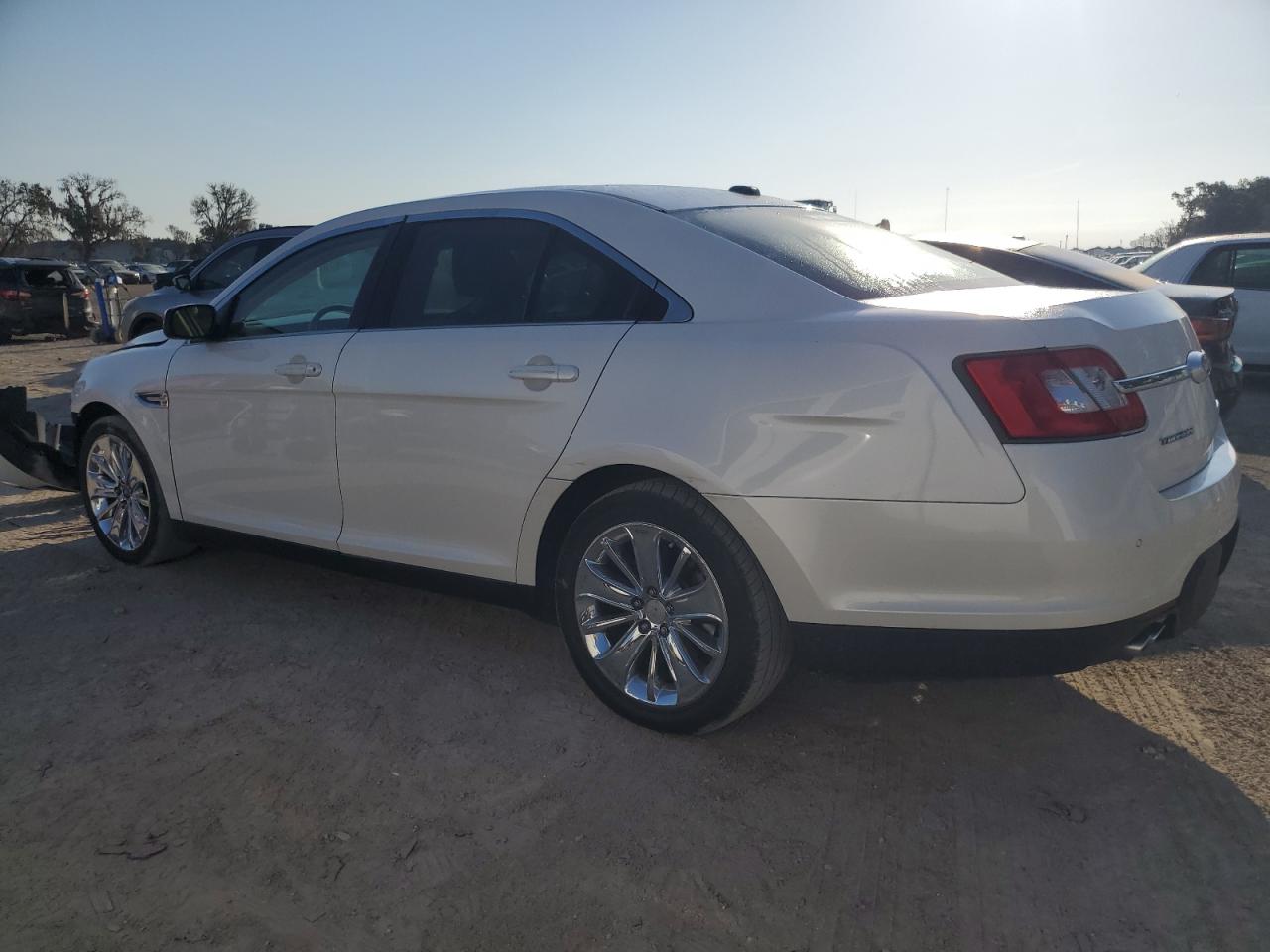 1FAHP2FW7CG142255 2012 Ford Taurus Limited