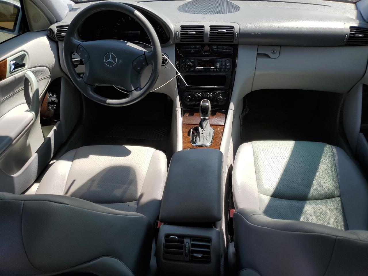 WDBRH61JX4F455045 2004 Mercedes-Benz C 240 Sportwagon