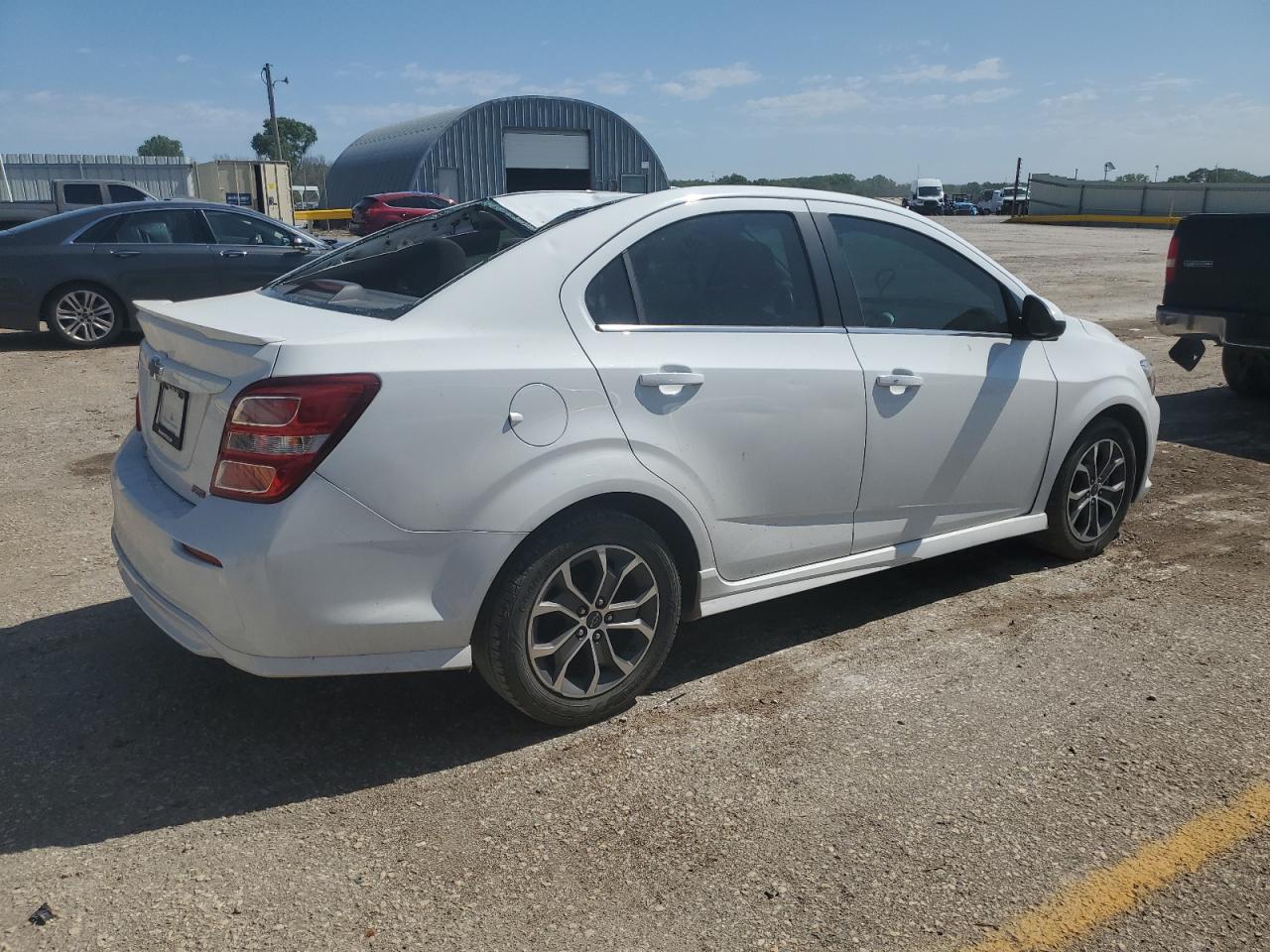 Lot #2940731358 2019 CHEVROLET SONIC LT