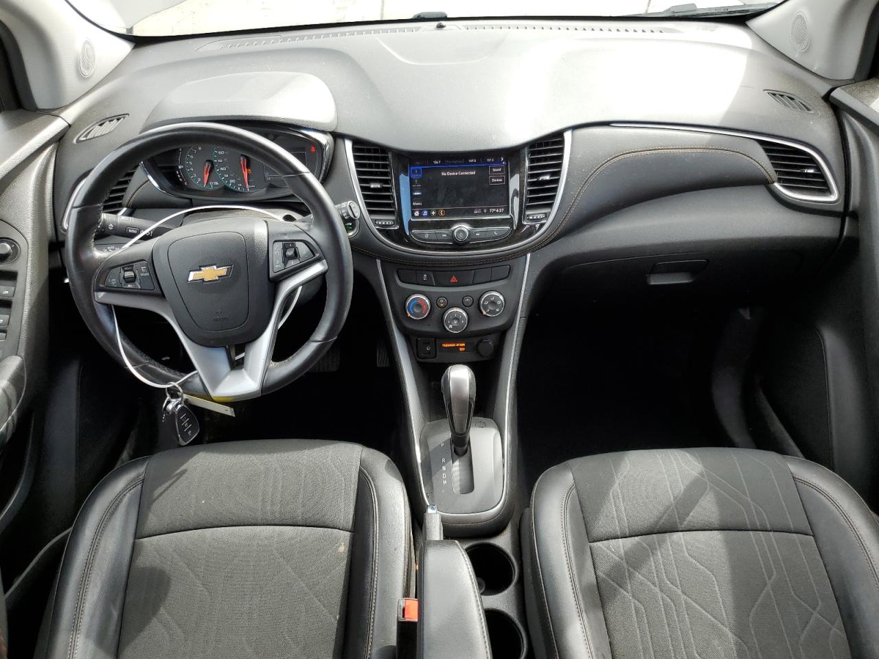 KL7CJPSM2NB529350 2022 Chevrolet Trax 1Lt