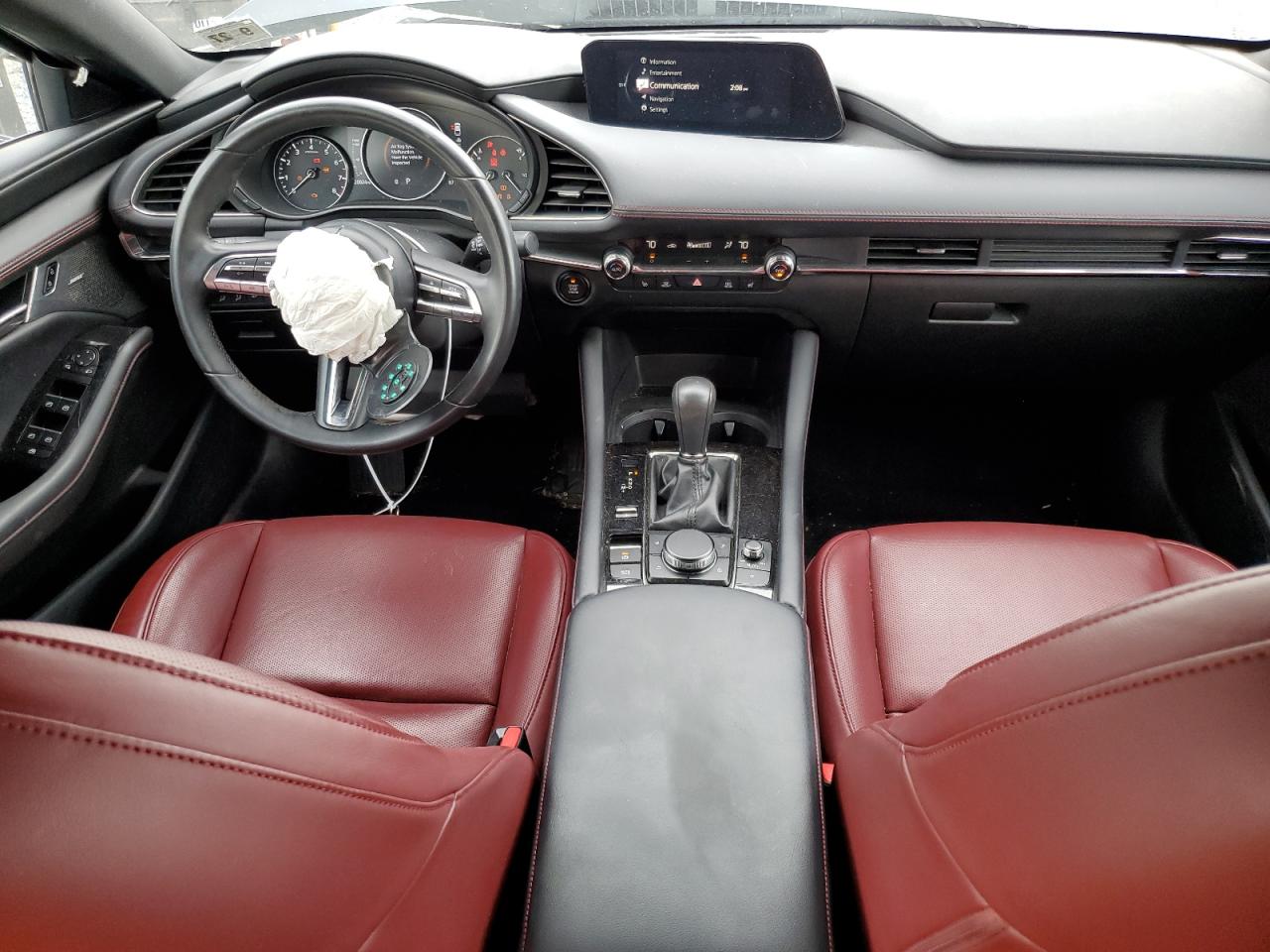 JM1BPALL0N1521933 2022 Mazda 3 Preferred