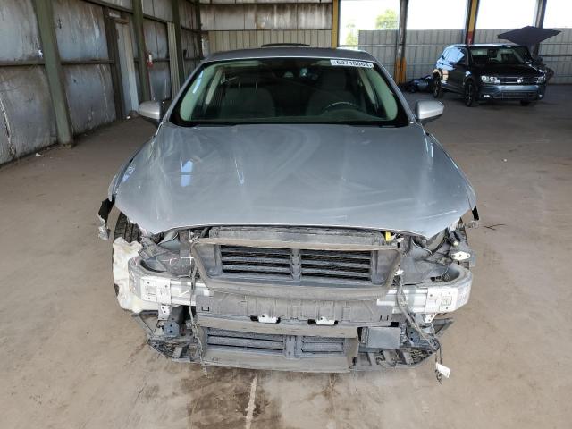 VIN 3FA6P0LU6KR204637 2019 Ford Fusion, SE no.5