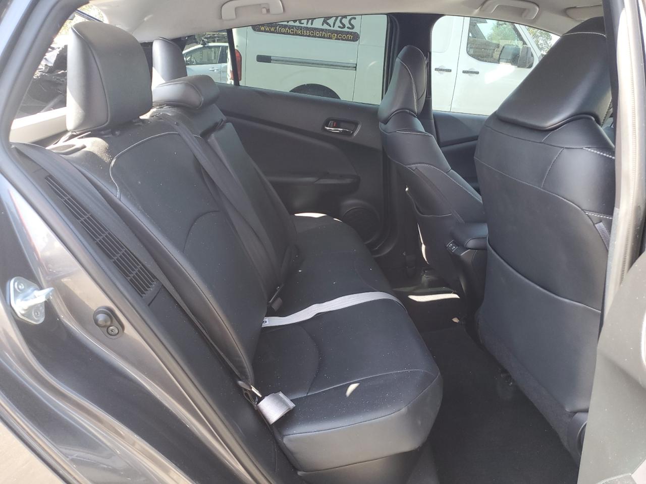 JTDKAMFP5M3166696 2021 Toyota Prius Prime Le