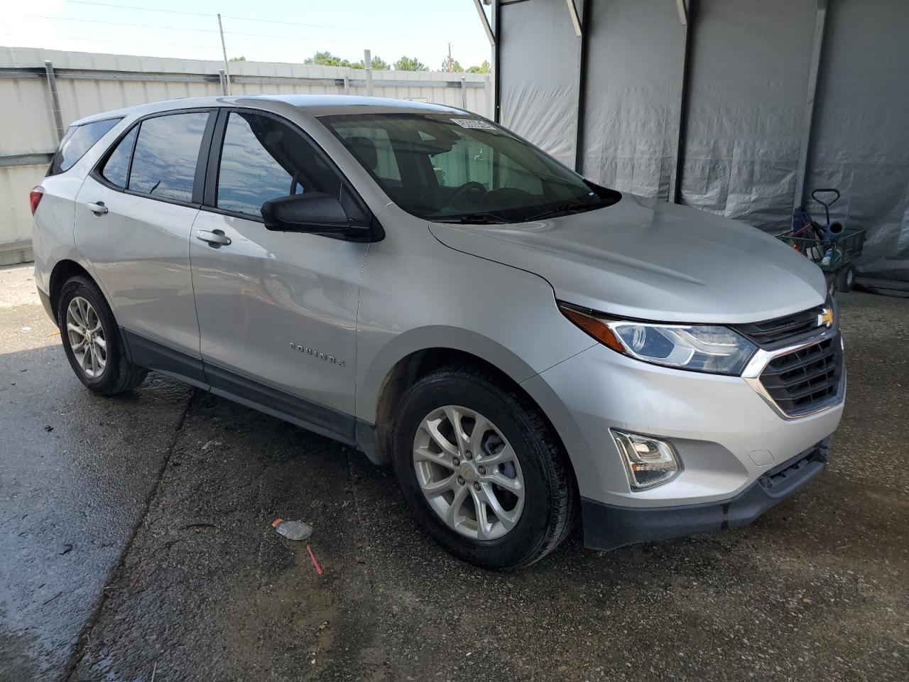 2020 Chevrolet Equinox vin: 2GNAXFEV3L6159976