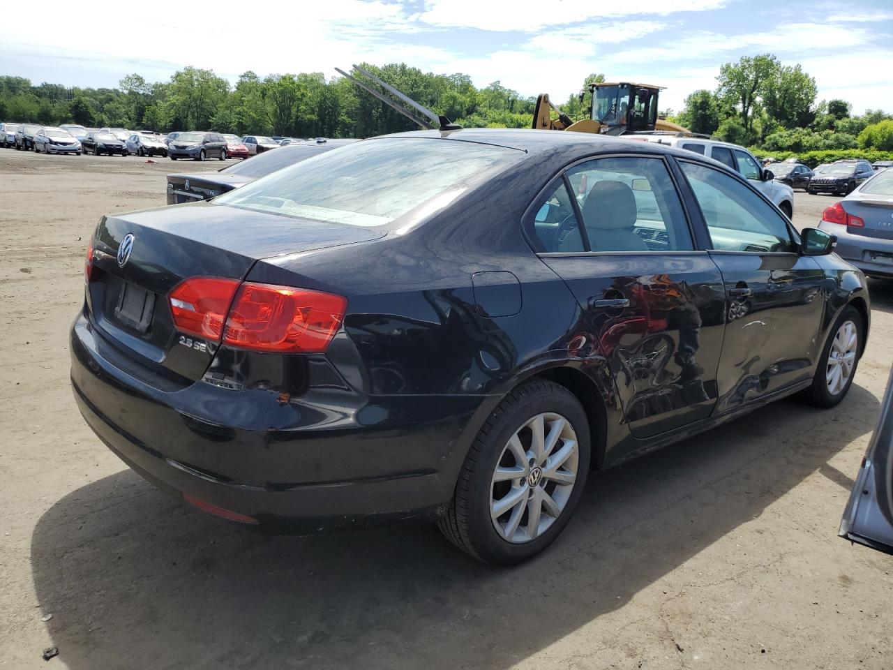 3VWDZ7AJXBM324612 2011 Volkswagen Jetta Se