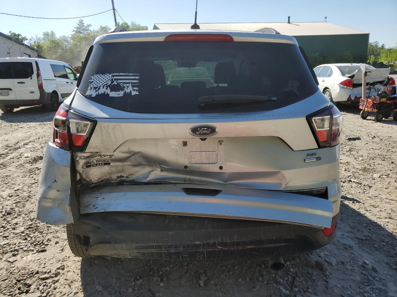 1FMCU9G9XHUE03767 2017 Ford Escape Se