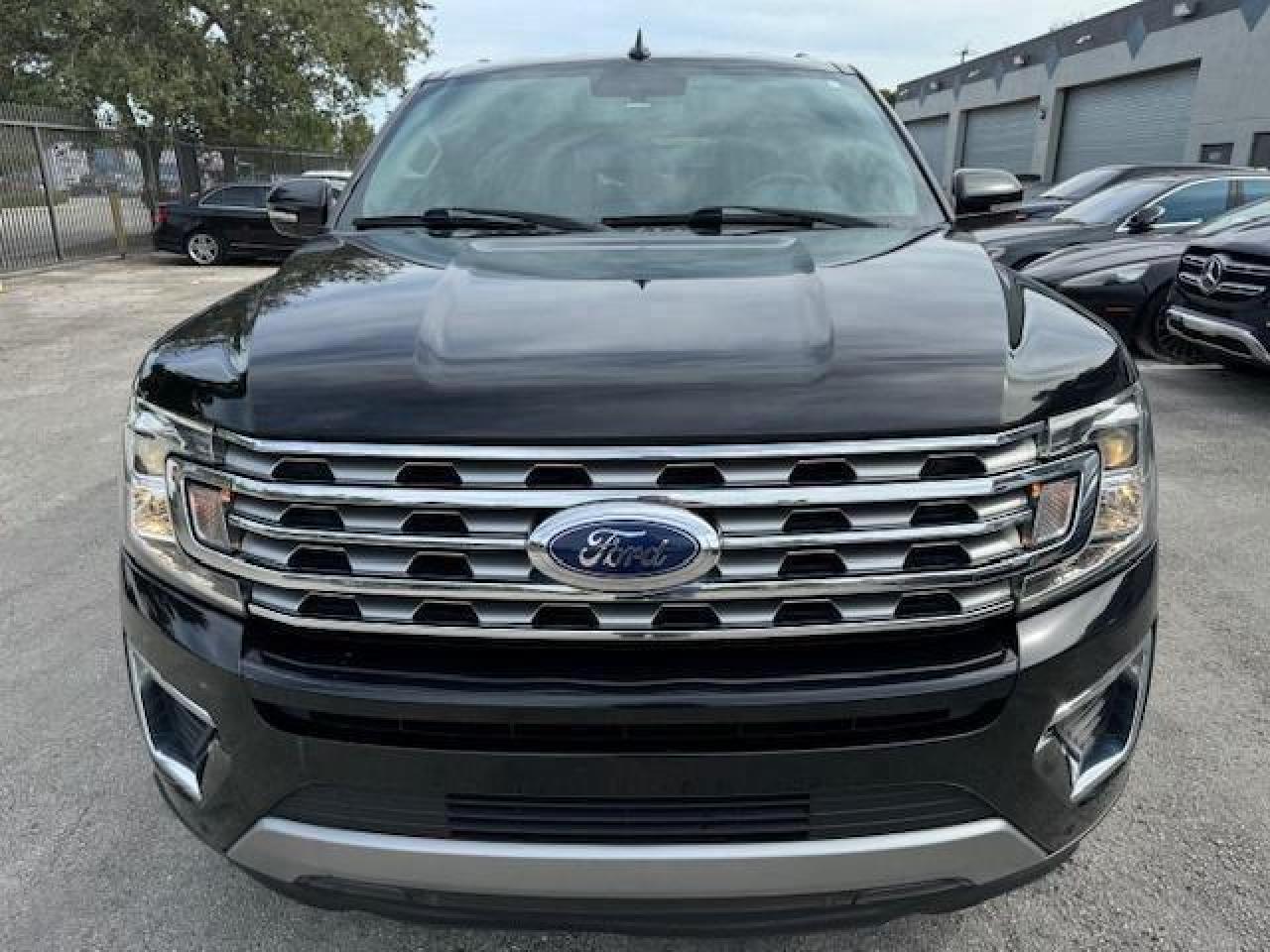 2019 Ford Expedition Max Limited vin: 1FMJK1KT9KEA42633