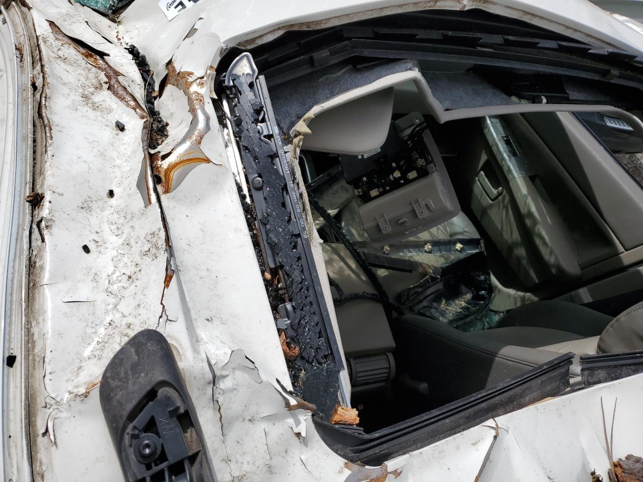 1J8HR48N28C216225 2008 Jeep Grand Cherokee Laredo