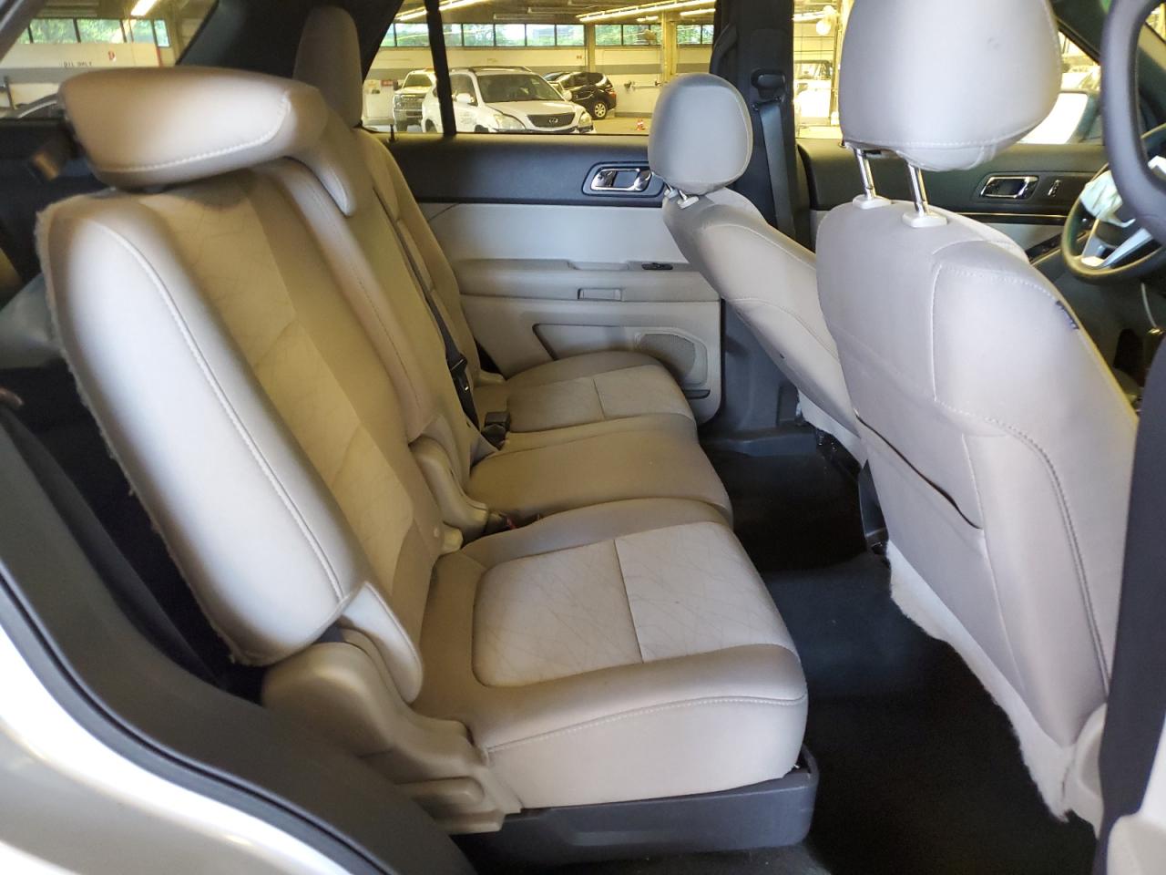 1FM5K8B81FGC46763 2015 Ford Explorer