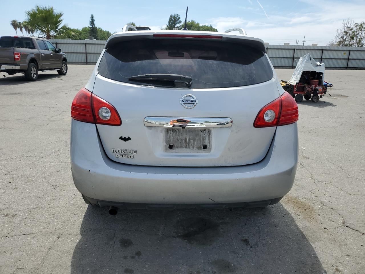 2015 Nissan Rogue Select S vin: JN8AS5MT6FW666175