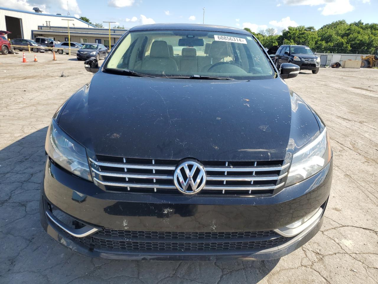 1VWBM7A3XDC010857 2013 Volkswagen Passat Se