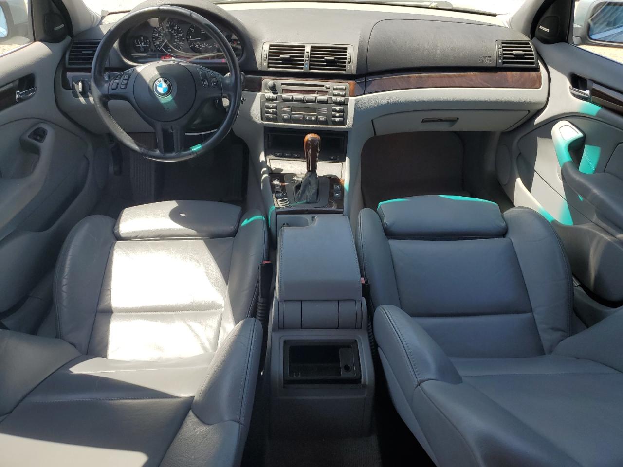 WBAEN33472PC10807 2002 BMW 325 It