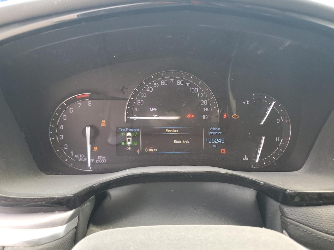 1GYKNBRS6HZ165997 2017 Cadillac Xt5 Luxury