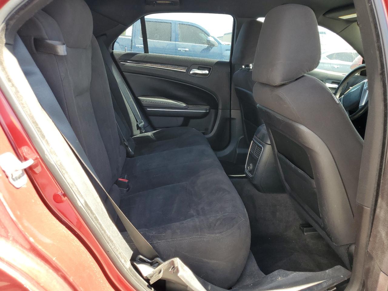 2C3CA4CG3BH573004 2011 Chrysler 300