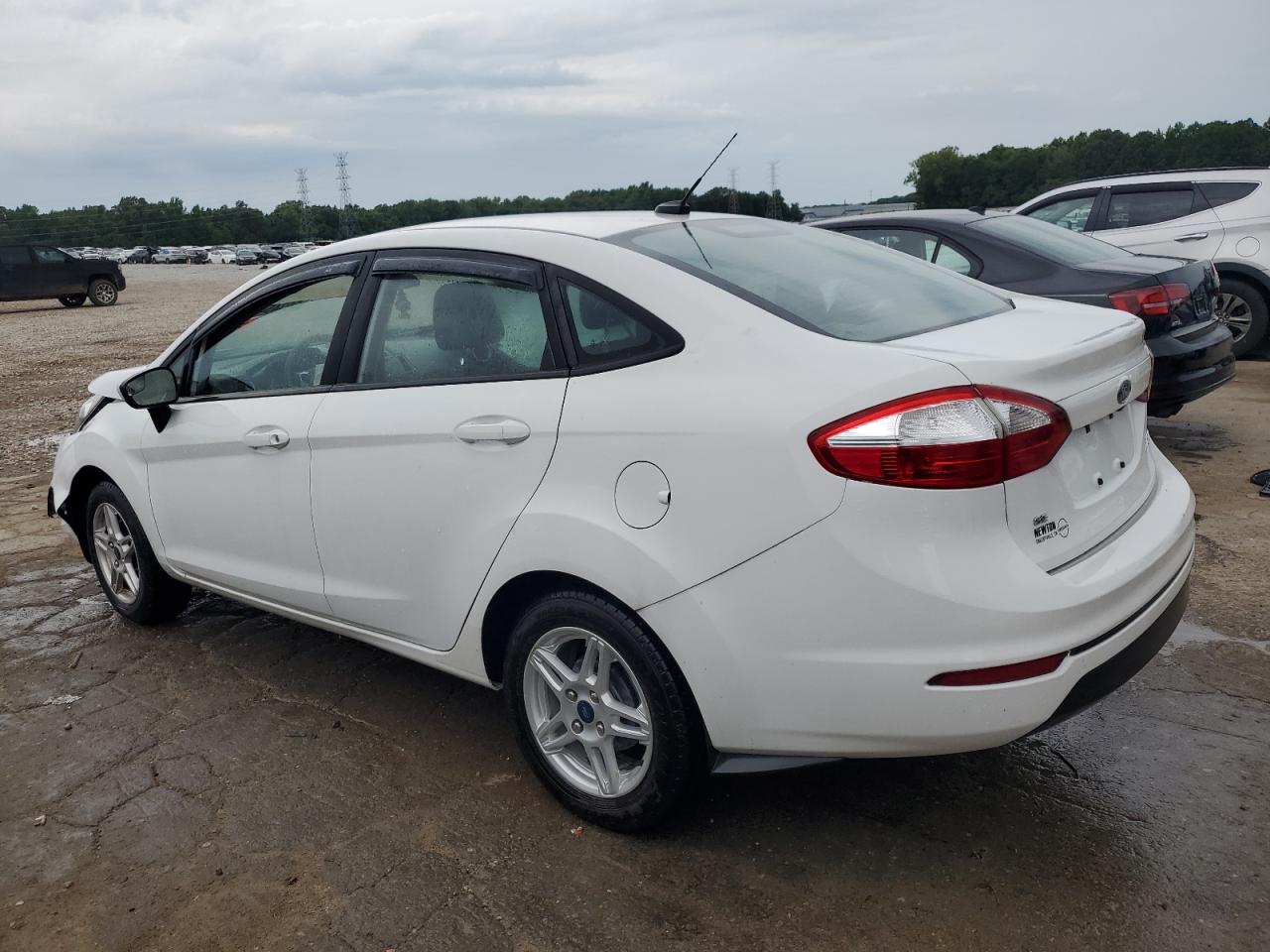 2019 Ford Fiesta Se vin: 3FADP4BJ1KM101015