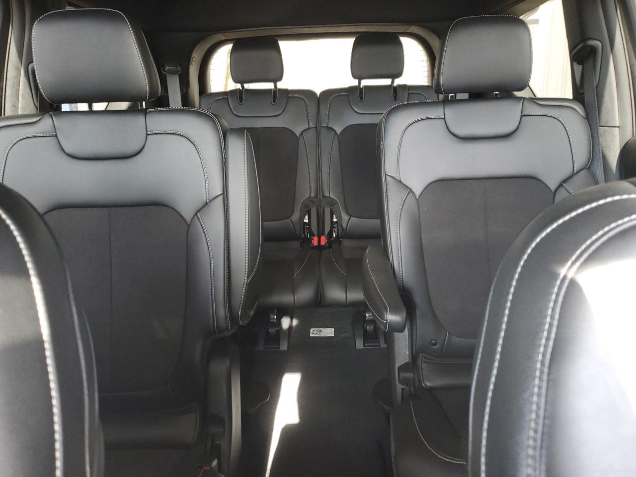 1C4RJKAG1P8894484 2023 Jeep Grand Cherokee L Laredo