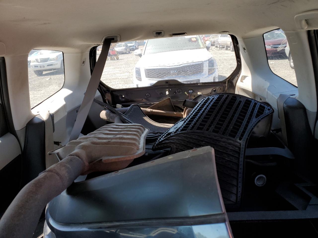 JF2SHABC2BH735762 2011 Subaru Forester 2.5X