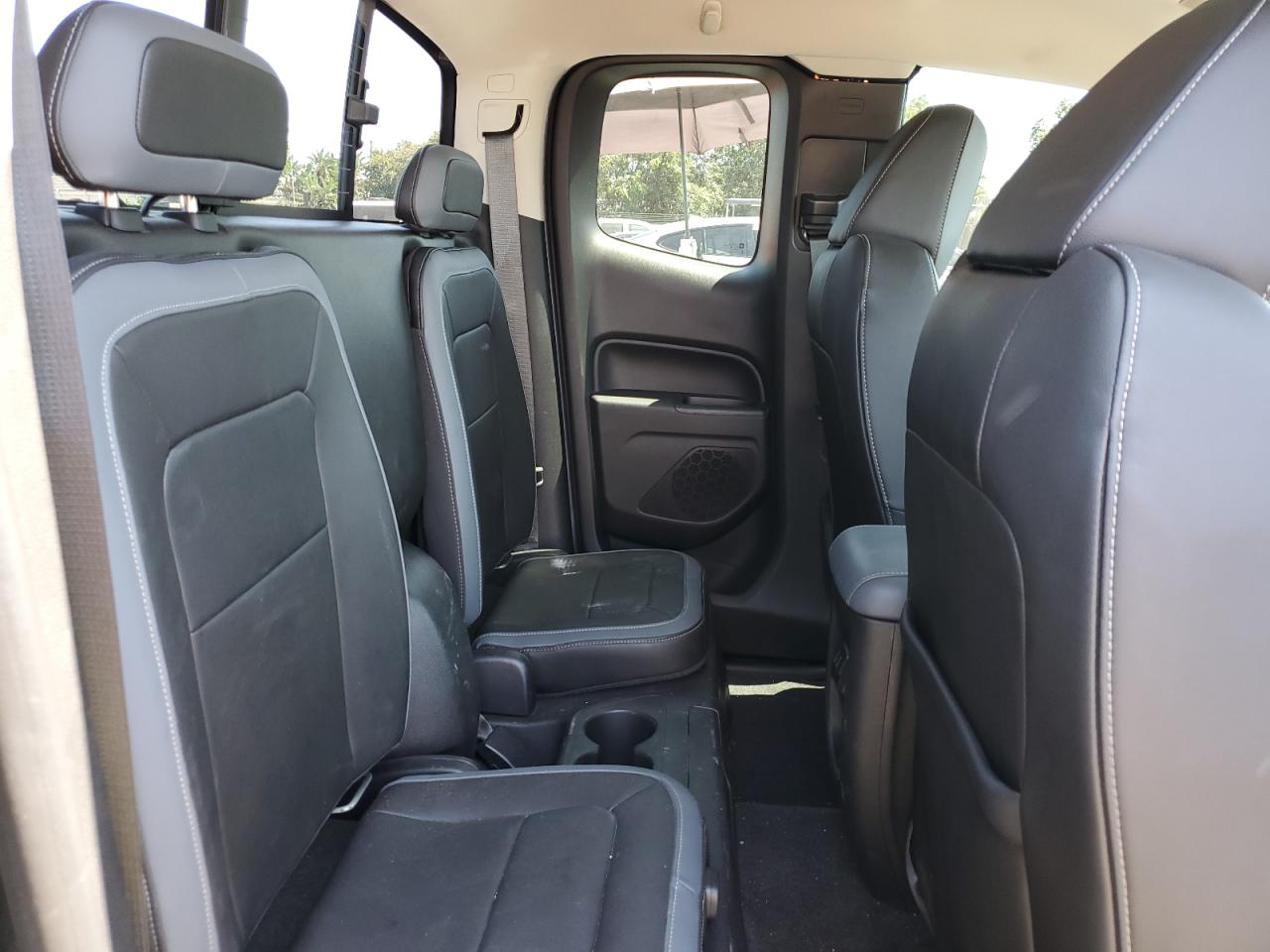 1GCHTDEN0J1245365 2018 Chevrolet Colorado Z71