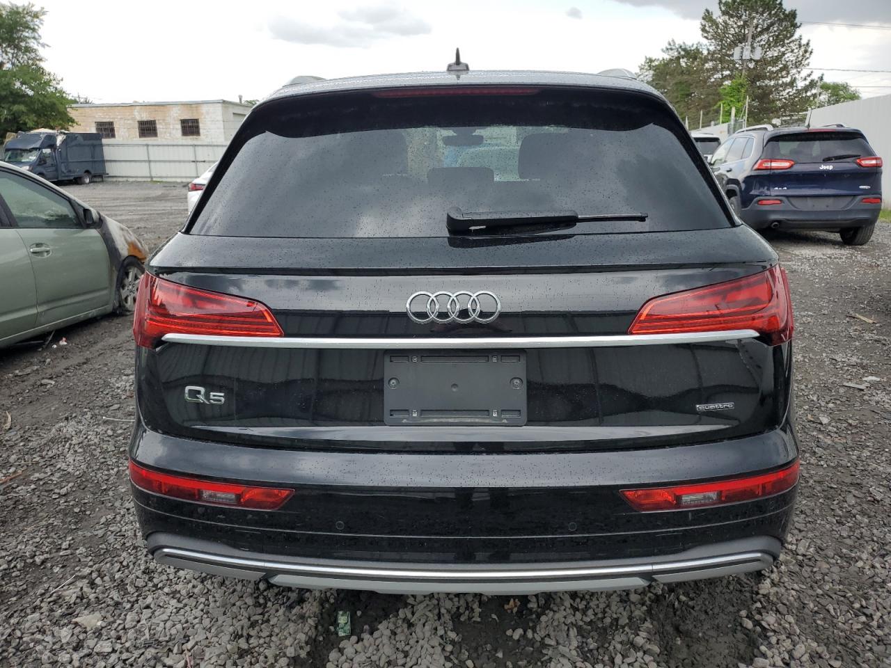 WA1BAAFY5M2127274 2021 Audi Q5 Premium Plus