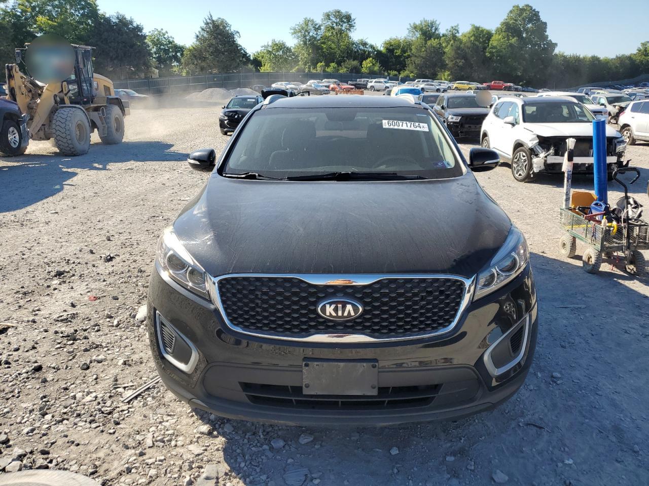 5XYPGDA39JG425884 2018 Kia Sorento Lx 5XYPGDA39JG425884 2018 Kia Sorento Lx